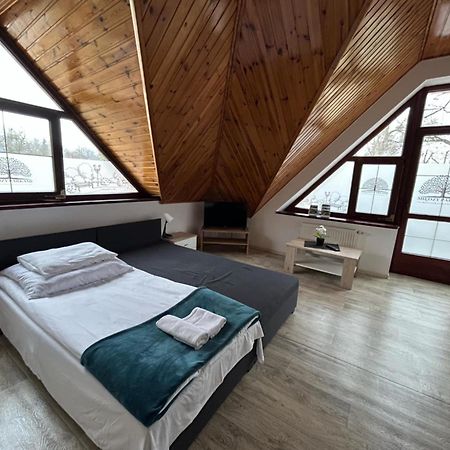 Noclegi Miedzy Parkami Milicz Extérieur photo